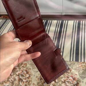 Brown Leather Men's Trifold Wallet - Slim Card Holder